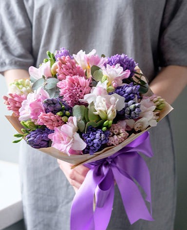 Бесплатная доставка цветов в Мариинске